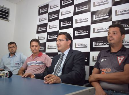 IV CAMPEONATO INDUSTRIAL AUTO ESCOLA LIDERANÇA DE FUTEBOL DE CAMPO DE NOVA SERRANA